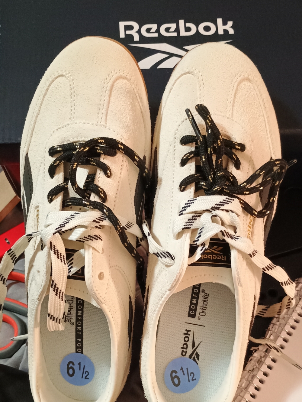 Reebok Stratoflex T-Toe Natural Black Gum Sole Sneakers Women's Size 6.5